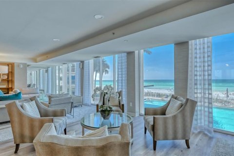 Copropriété à vendre à Longboat Key, Floride: 2 chambres, 114.73 m2 № 1517933 - photo 18