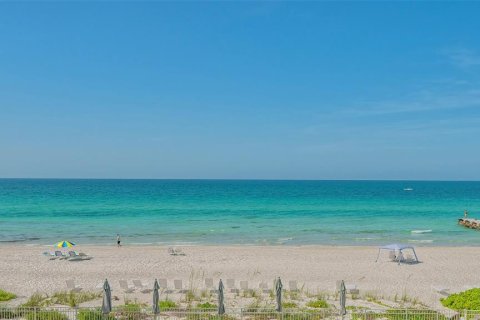 Copropriété à vendre à Longboat Key, Floride: 2 chambres, 114.73 m2 № 1517933 - photo 26