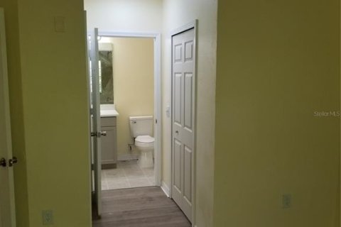 Купить кондоминиум в Ривервью, Флорида 6 комнат, 106.93м2, № 2099505 - фото 9