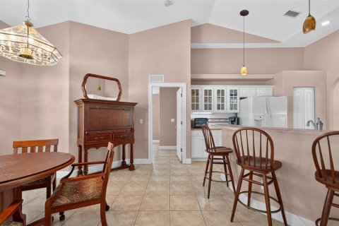 Casa en venta en Palm Coast, Florida, 3 dormitorios, 179.67 m2 № 1900371 - foto 17
