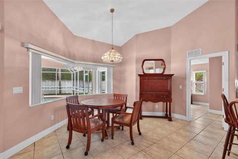 Casa en venta en Palm Coast, Florida, 3 dormitorios, 179.67 m2 № 1900371 - foto 9