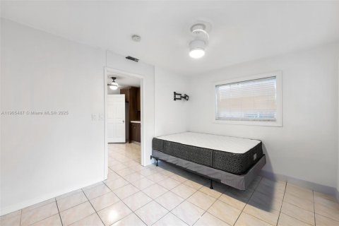 Villa ou maison à vendre à Hallandale Beach, Floride: 2 chambres, 211.82 m2 № 1966269 - photo 6