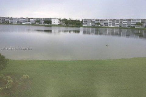 Condo in Boca Raton, Florida, 2 bedrooms № 2035327 - photo 8