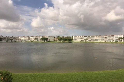 Condo in Boca Raton, Florida, 2 bedrooms № 2035327 - photo 9