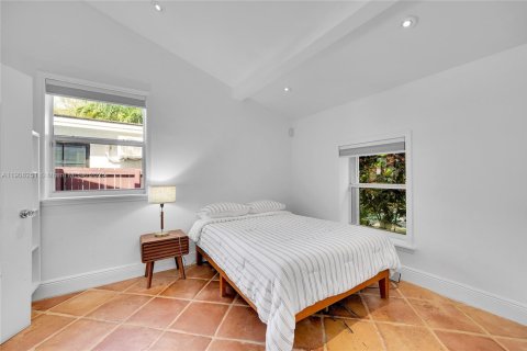Casa en venta en Miami, Florida, 3 dormitorios, 155.33 m2 № 1964160 - foto 20