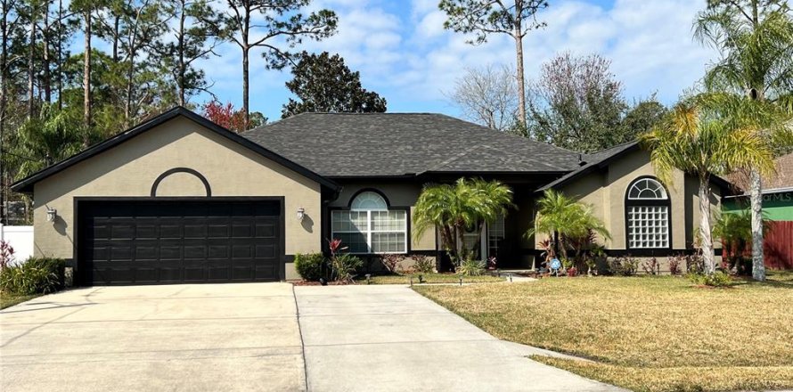 House in Palm Coast, Florida 4 bedrooms, 226.96 sq.m. № 1576516