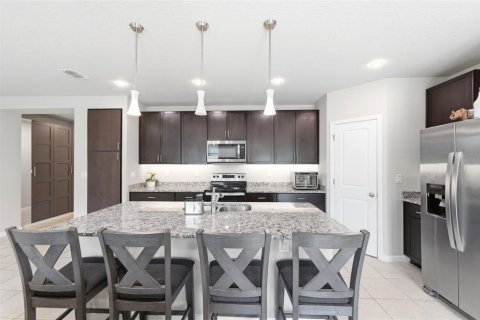 Villa ou maison à vendre à Zephyrhills, Floride: 4 chambres, 171.78 m2 № 2167207 - photo 15