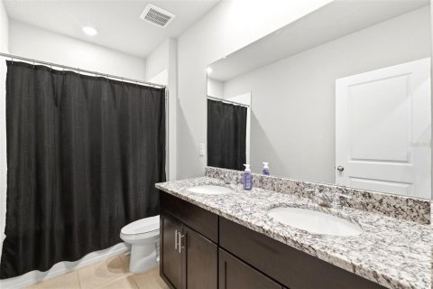 Villa ou maison à vendre à Zephyrhills, Floride: 4 chambres, 171.78 m2 № 2167207 - photo 27