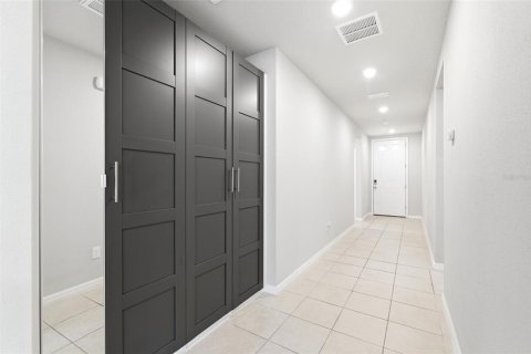 Villa ou maison à vendre à Zephyrhills, Floride: 4 chambres, 171.78 m2 № 2167207 - photo 5