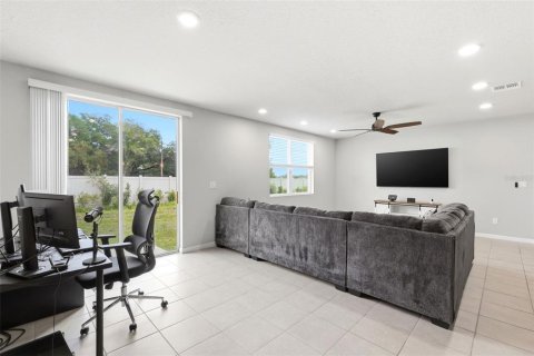 Villa ou maison à vendre à Zephyrhills, Floride: 4 chambres, 171.78 m2 № 2167207 - photo 10