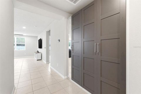Villa ou maison à vendre à Zephyrhills, Floride: 4 chambres, 171.78 m2 № 2167207 - photo 6