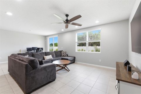 Villa ou maison à vendre à Zephyrhills, Floride: 4 chambres, 171.78 m2 № 2167207 - photo 9
