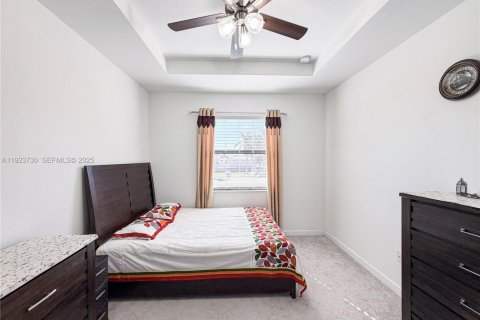 Townhouse in Homestead, Florida 4 bedrooms, 169.08 sq.m. № 1984073 - photo 17