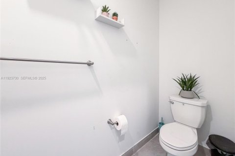 Townhouse in Homestead, Florida 4 bedrooms, 169.08 sq.m. № 1984073 - photo 26