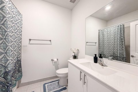 Townhouse in Homestead, Florida 4 bedrooms, 169.08 sq.m. № 1984073 - photo 25