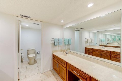 Condo in Clearwater, Florida, 2 bedrooms  № 1205344 - photo 25