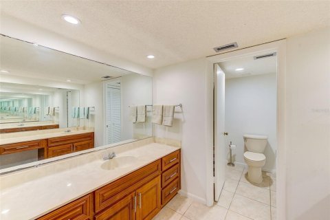 Condo in Clearwater, Florida, 2 bedrooms  № 1205344 - photo 26