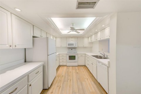 Condo in Clearwater, Florida, 2 bedrooms  № 1205344 - photo 17
