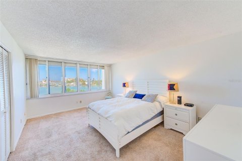 Condo in Clearwater, Florida, 2 bedrooms  № 1205344 - photo 29