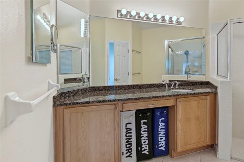Villa ou maison à vendre à Kissimmee, Floride: 2 chambres, 138.24 m2 № 2398483 - photo 29