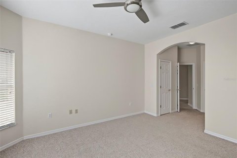 Villa ou maison à vendre à Kissimmee, Floride: 2 chambres, 138.24 m2 № 2398483 - photo 26