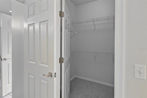 Villa ou maison à vendre à Kissimmee, Floride: 2 chambres, 138.24 m2 № 2398483 - photo 28