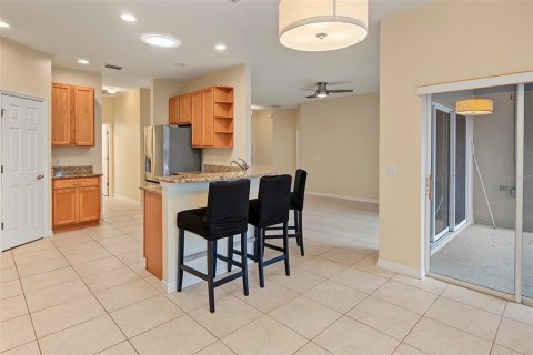Villa ou maison à vendre à Kissimmee, Floride: 2 chambres, 138.24 m2 № 2398483 - photo 17