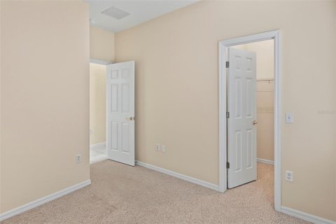 Villa ou maison à vendre à Kissimmee, Floride: 2 chambres, 138.24 m2 № 2398483 - photo 24