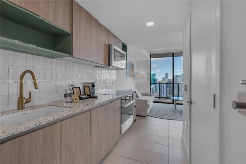 Condo in Miami, Florida, 1 bedroom  № 2059866 - photo 15