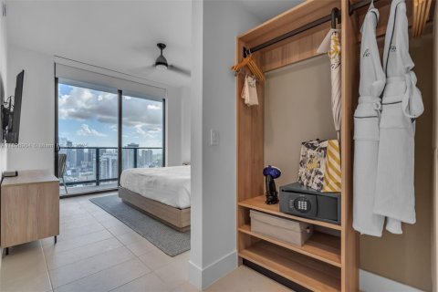 Condo in Miami, Florida, 1 bedroom  № 2059866 - photo 10