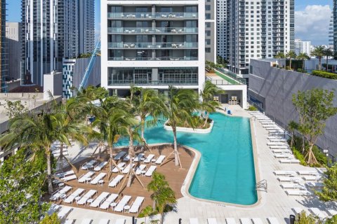 Condo in Miami, Florida, 1 bedroom  № 2059866 - photo 27