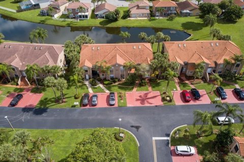 Copropriété à vendre à Boca Raton, Floride: 2 chambres, 155.98 m2 № 2431571 - photo 4