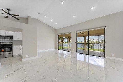 Copropriété à vendre à Boca Raton, Floride: 2 chambres, 155.98 m2 № 2431571 - photo 10