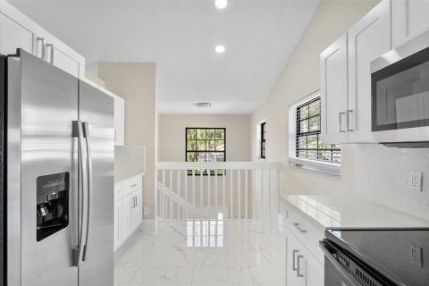 Copropriété à vendre à Boca Raton, Floride: 2 chambres, 155.98 m2 № 2431571 - photo 12