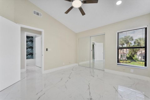 Copropriété à vendre à Boca Raton, Floride: 2 chambres, 155.98 m2 № 2431571 - photo 19