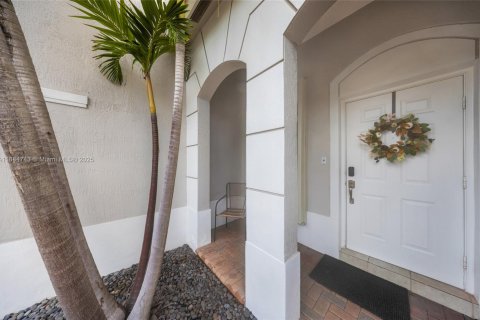 Touwnhouse à louer à Doral, Floride: 3 chambres, 140.47 m2 № 1930234 - photo 4