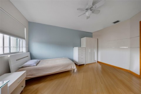 Touwnhouse à louer à Doral, Floride: 3 chambres, 140.47 m2 № 1930234 - photo 27