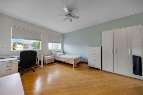 Touwnhouse à louer à Doral, Floride: 3 chambres, 140.47 m2 № 1930234 - photo 26