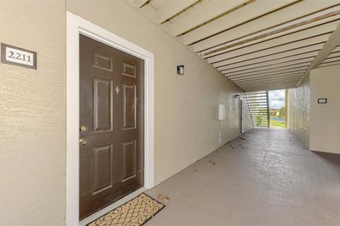 Condo in Sarasota, Florida, 3 bedrooms  № 2213831 - photo 23
