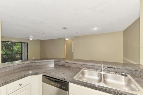 Condo in Sarasota, Florida, 3 bedrooms  № 2213831 - photo 8