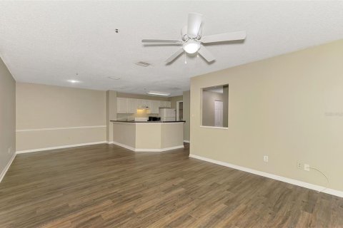Condo in Sarasota, Florida, 3 bedrooms  № 2213831 - photo 11
