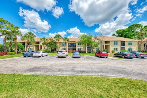 Condo in Sarasota, Florida, 3 bedrooms  № 2213831 - photo 20