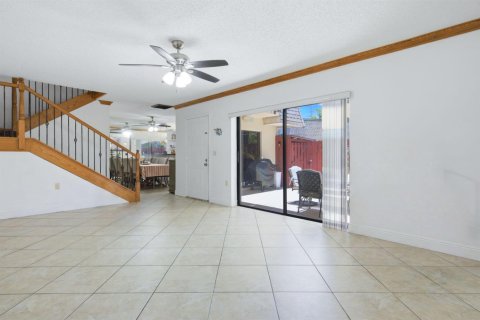 Adosado en venta en Delray Beach, Florida, 2 dormitorios, 114.73 m2 № 2261905 - foto 15