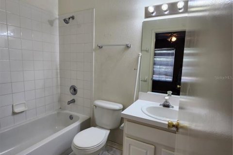 Touwnhouse à louer à Wesley Chapel, Floride: 2 chambres, 110 m2 № 2111594 - photo 18