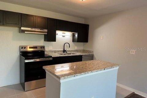 Copropriété à vendre à Saint Petersburg, Floride: 1 chambre, 43.48 m2 № 1642475 - photo 3