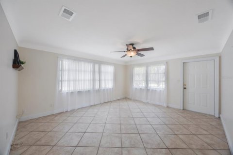 Casa en venta en Saint Petersburg, Florida, 3 dormitorios, 92.9 m2 № 1877343 - foto 4