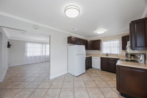 Casa en venta en Saint Petersburg, Florida, 3 dormitorios, 92.9 m2 № 1877343 - foto 9