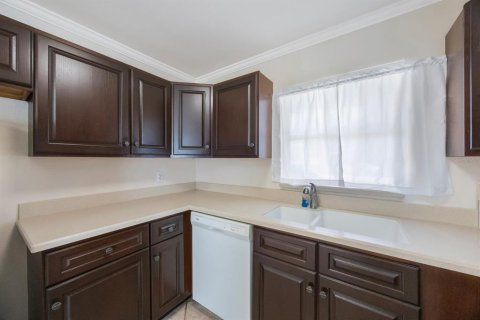 Casa en venta en Saint Petersburg, Florida, 3 dormitorios, 92.9 m2 № 1877343 - foto 14