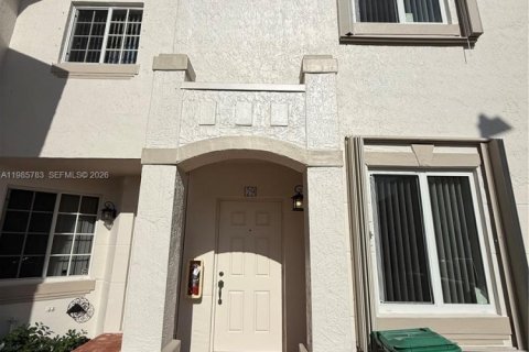 Таунхаус в Пальметто-Бей, Флорида 2 спальни, 104.05м2 № 2047411