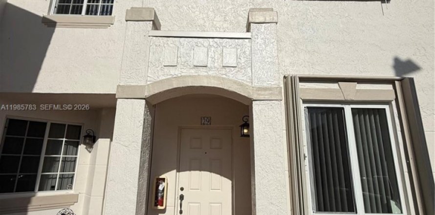 Таунхаус в Пальметто-Бей, Флорида 2 спальни, 104.05м2 № 2047411